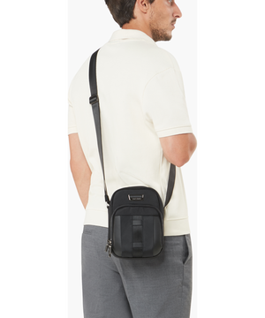 Urban-Eye Sacs porté croisé S 22 x 15 x 8 cm | 0.3 kg