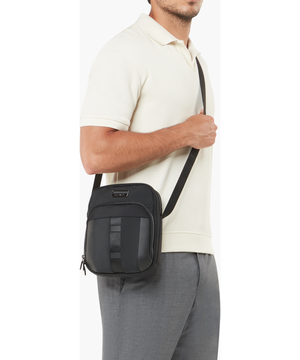 Urban-Eye Sacs porté croisé M 24 x 19 x 9 cm | 0.4 kg