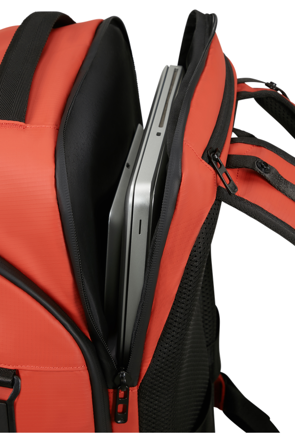 Samsonite Active Road Laptop Overnight Backpack 25L  Clay